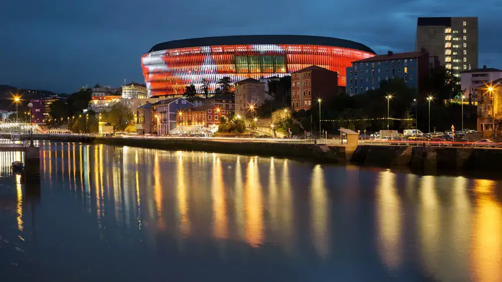 Stadion Athletic Bilbao yang megah