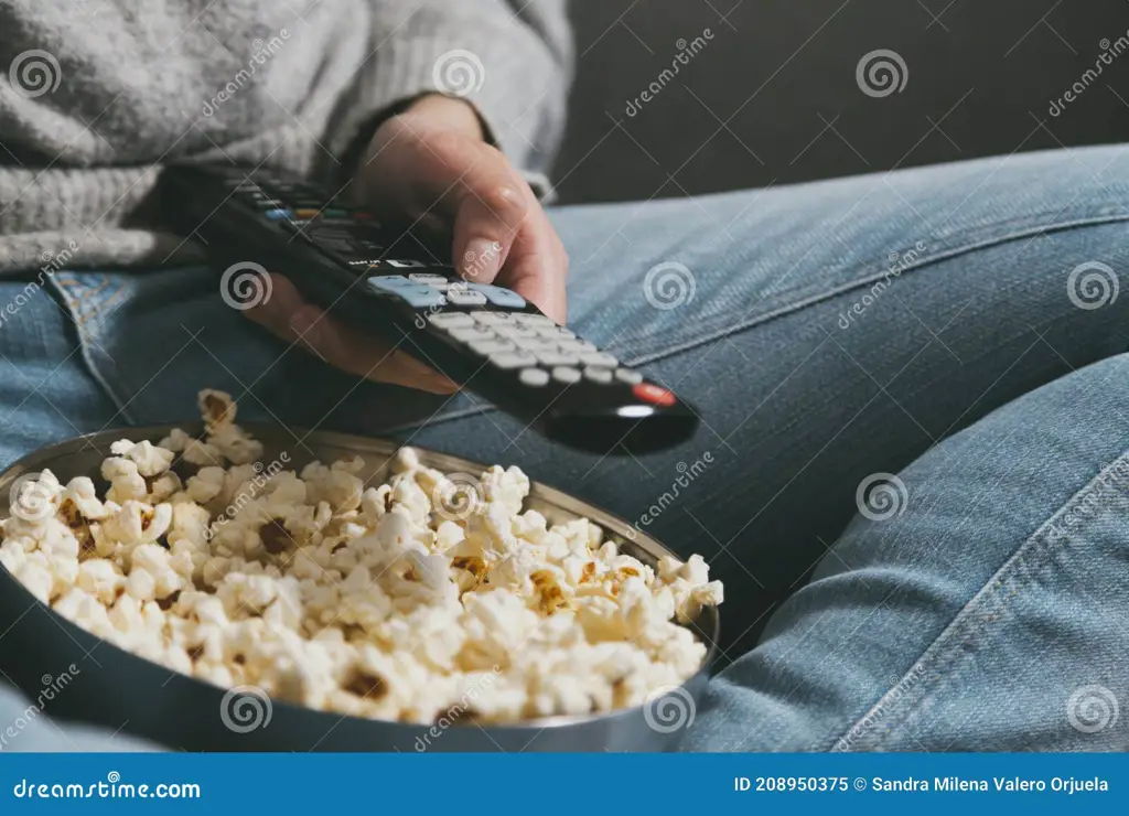 Remote control dan popcorn