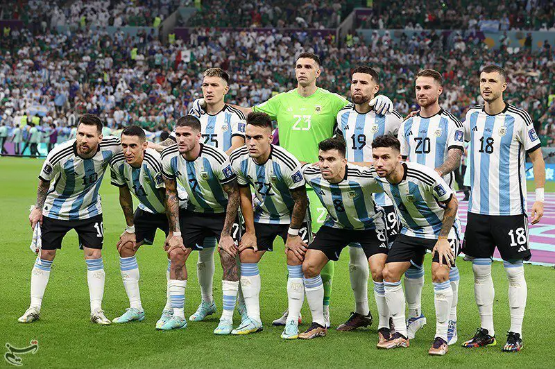 Tim nasional sepak bola Argentina merayakan gol